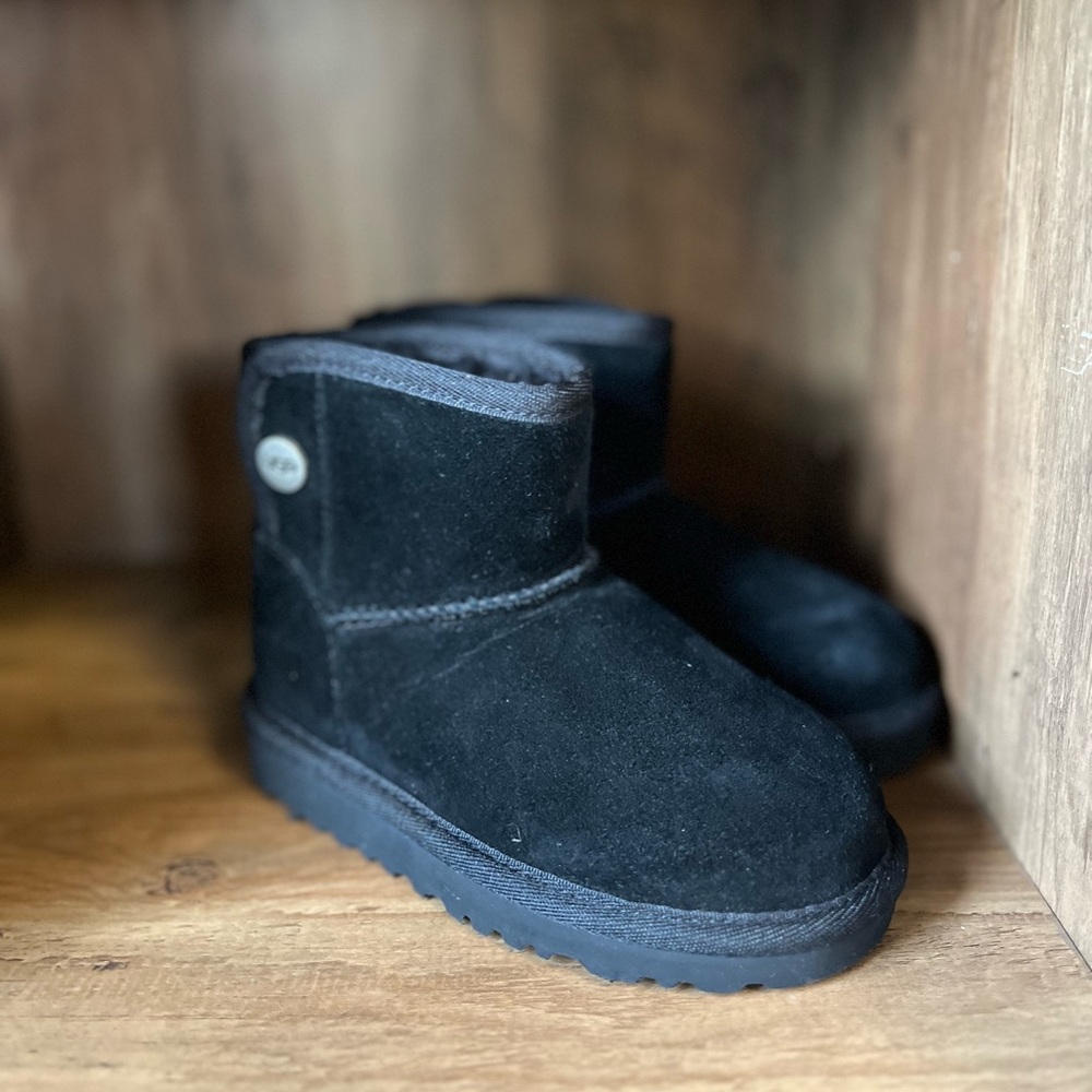 UGG Kids Black Suede Classic Short Boots
